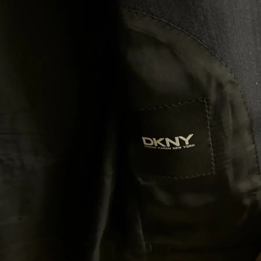 Dkny 정장 에르메네질도 제냐 원단 결혼식 회사 정장