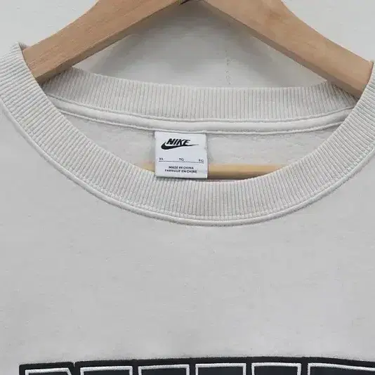 나이키 Nike 크림 크롭 맨투맨 공용 XL T007