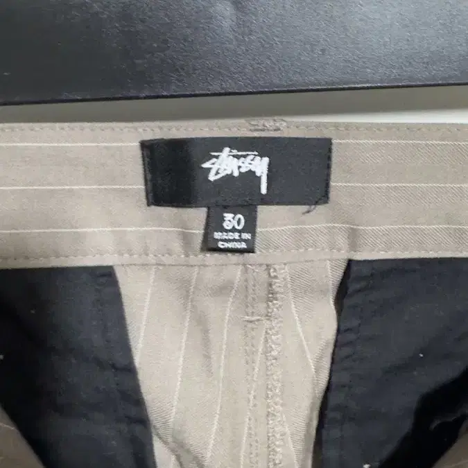 [30] 스투시 Stussy Volume Pleated Trouser