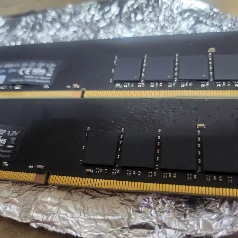 이메이션 ddr4 16GB x 2   CL 22