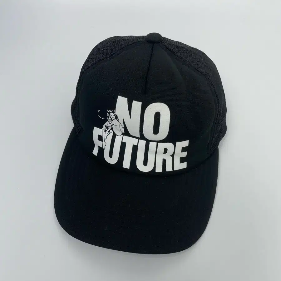 히스테릭글래머 no future 메쉬 볼캡 모자