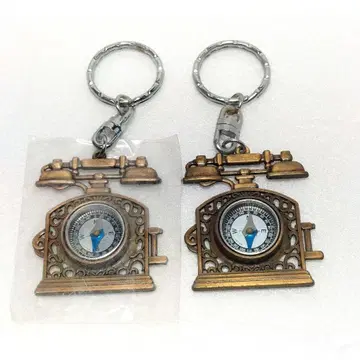 당시 물건 타이니폭스 키링 전화기 모양의 방향 자석 2개