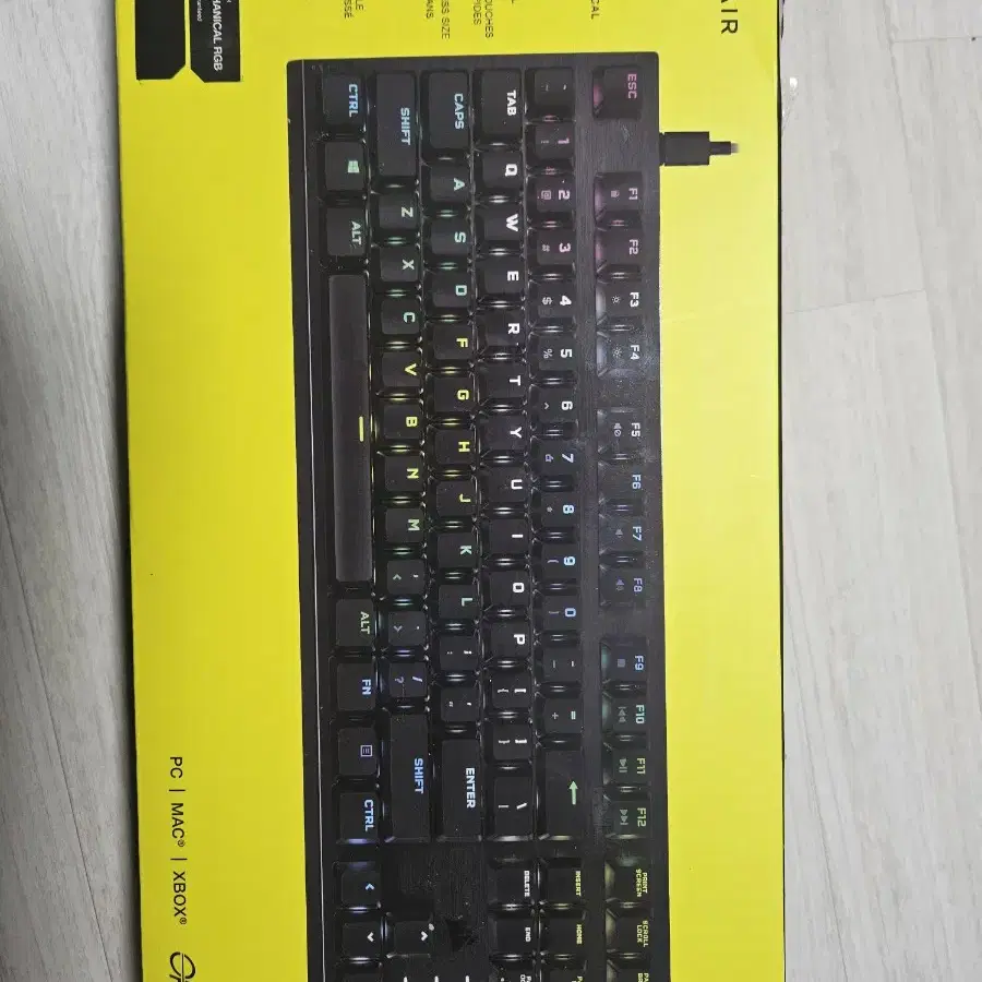 커세어 k60 rgb pro tkl 팝니다(단순개봉)