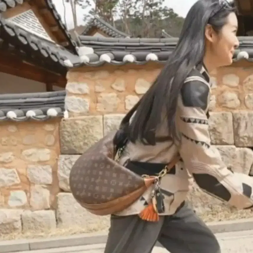 루이비통 새상품 루프 호보백 실사있음! 사진 3
