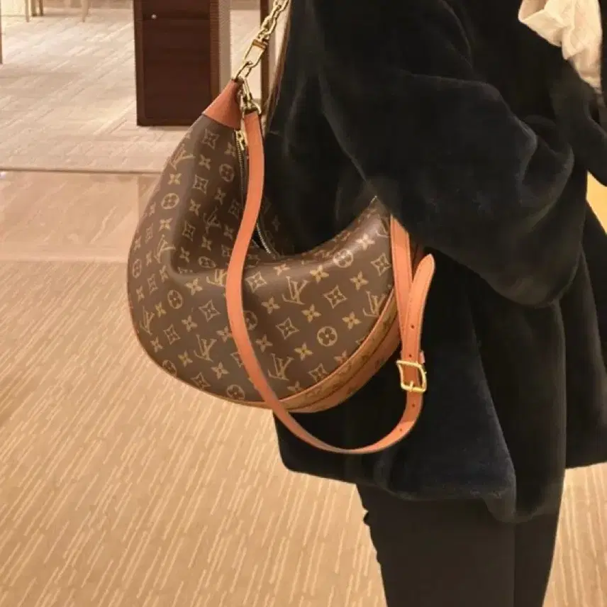 루이비통 새상품 루프 호보백 실사있음! 사진 7
