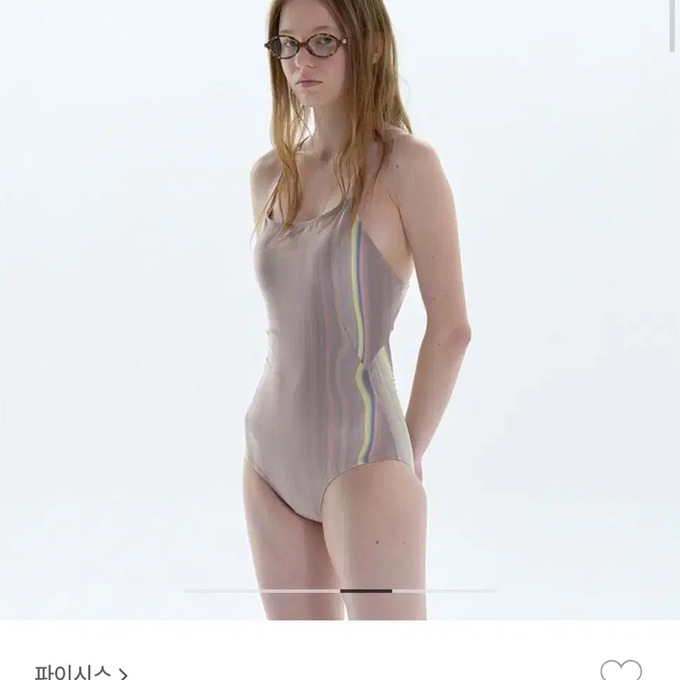 파이시스 홀로그램 원피스 수영복 베이지