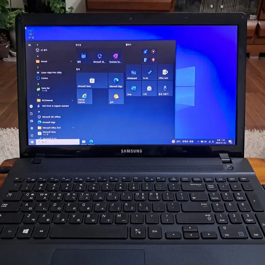 삼성 15.6" 노트북 8GB, SSD128GB, WINDOW10