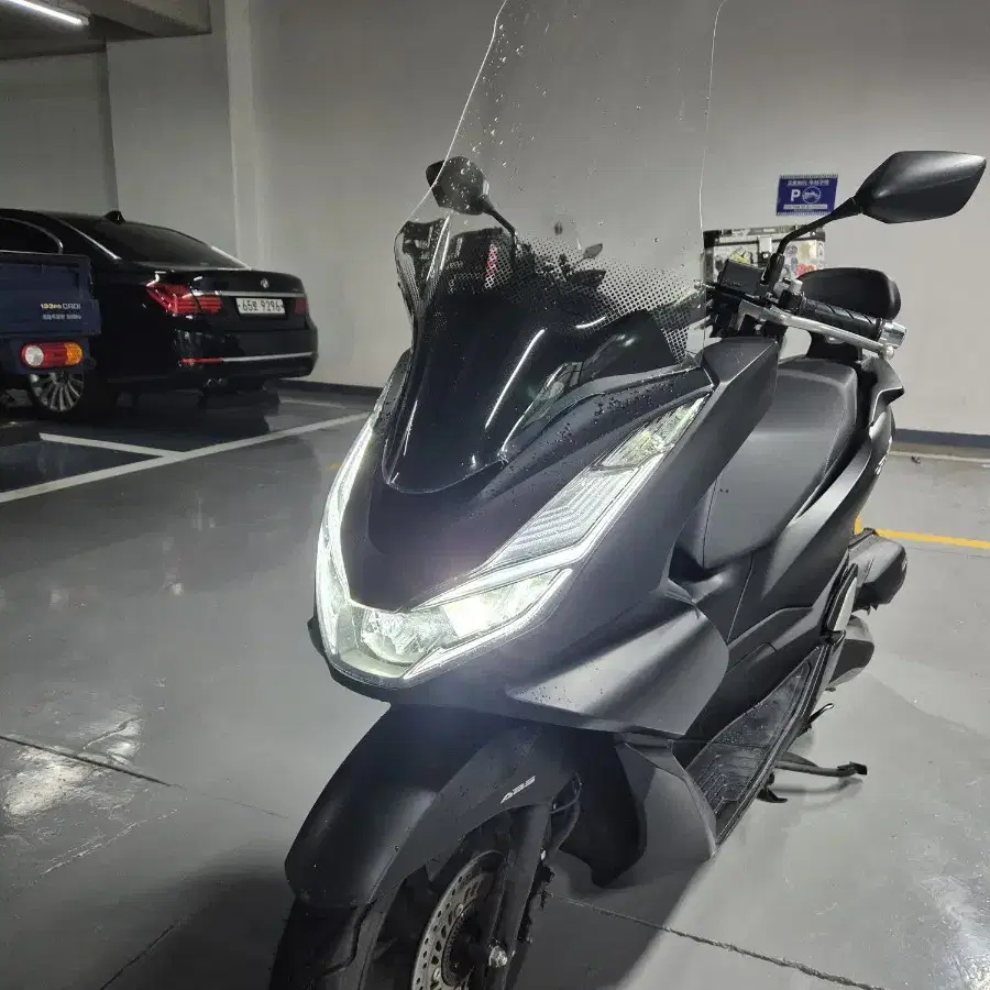 22년식 pcx(abs) 팝니다