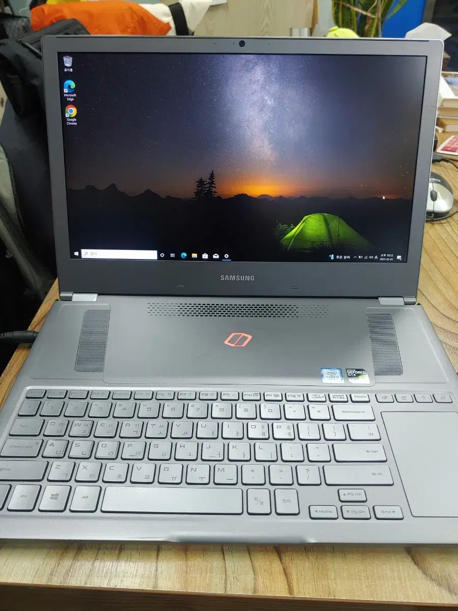 삼성 오딧세이z 메탈실버 (nt850xac) i7. 8세대