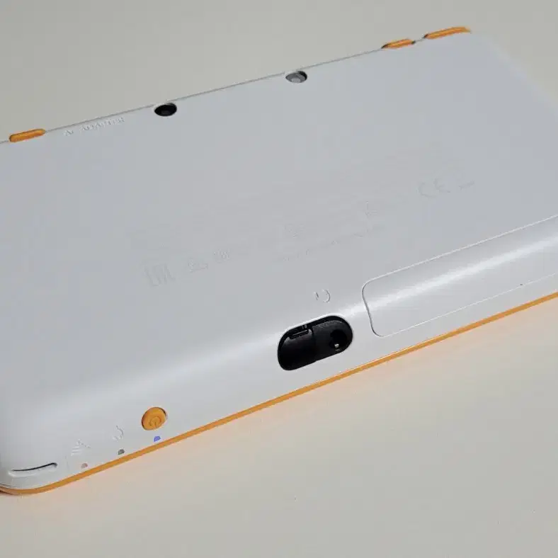 뉴 new 닌텐도 2ds xl 뉴투다수 화이트 오렌지 화이트오렌지 SS급