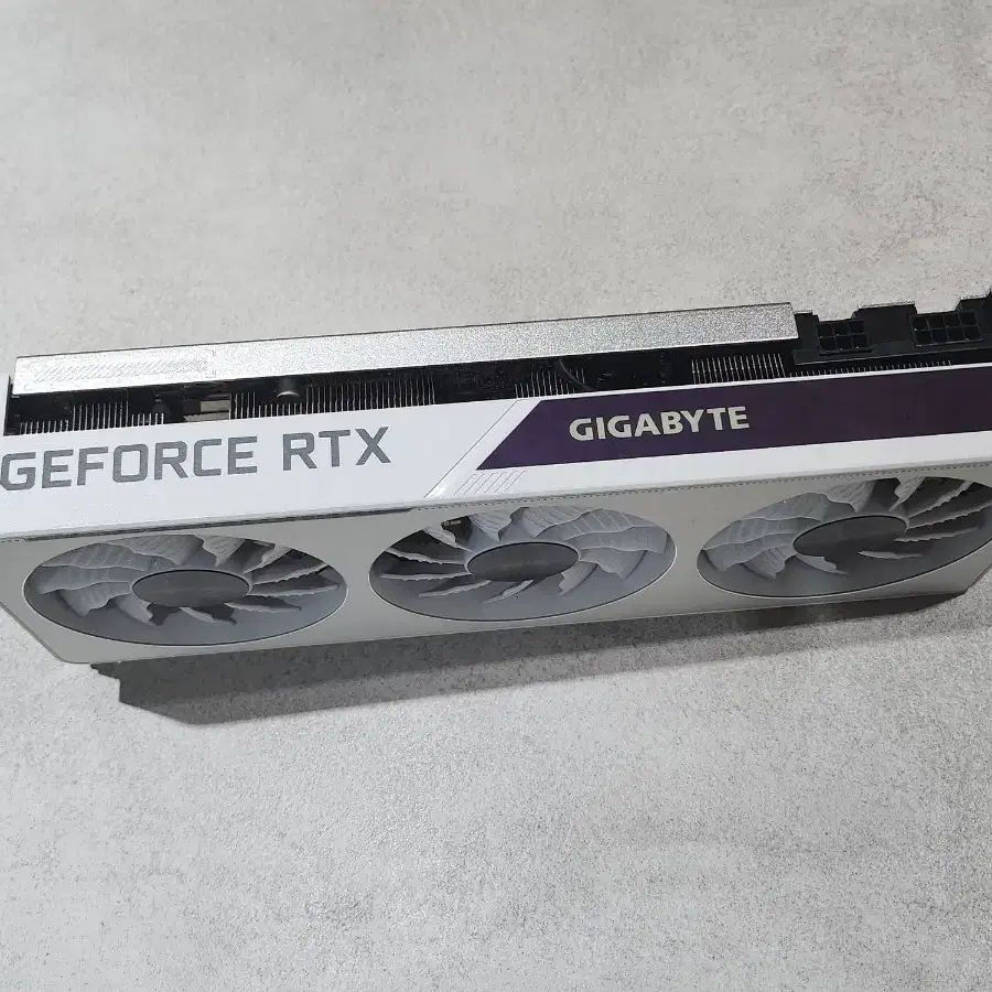 GEFORCE RTX 3070VISION