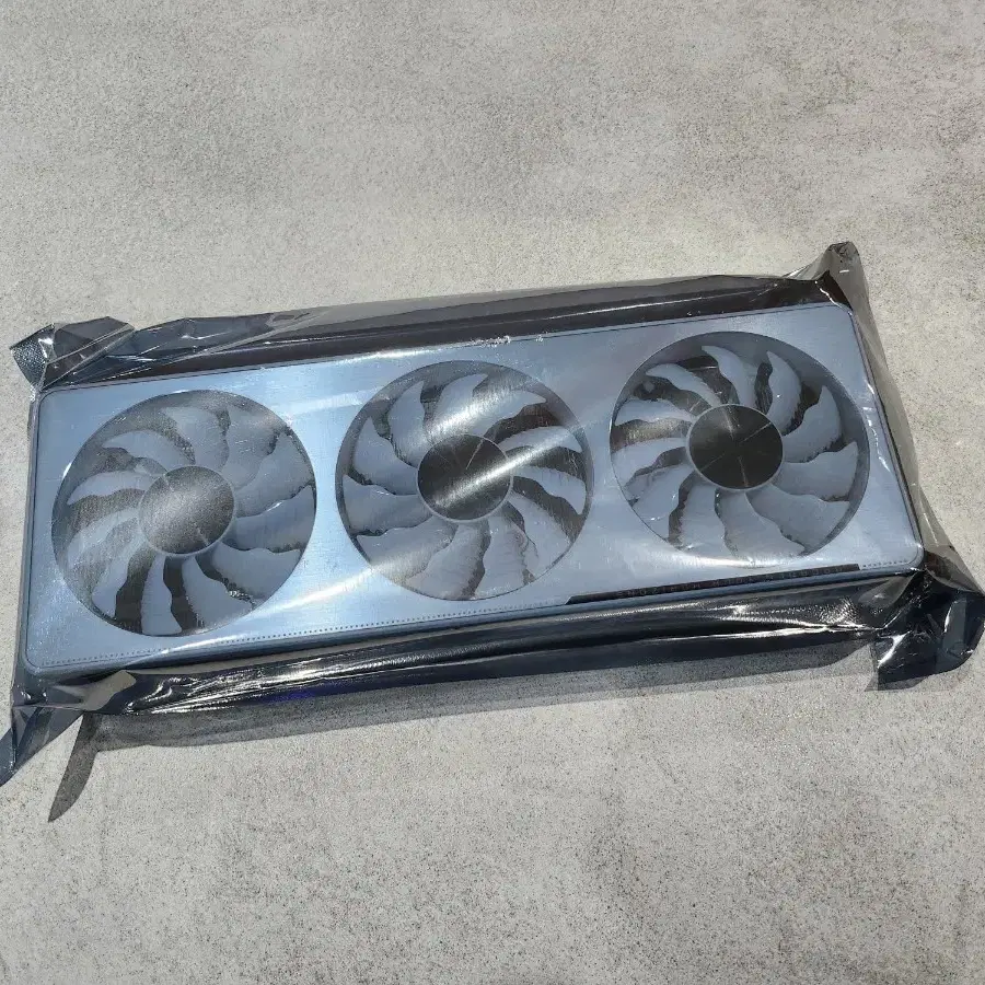 GEFORCE RTX 3070VISION