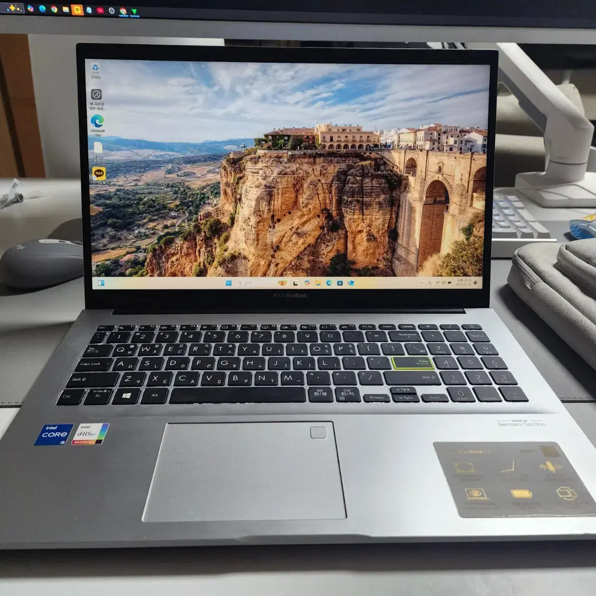 ASUS VivoBook 15 노트북 세트 판매합니다!!!