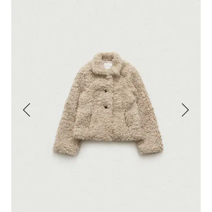 더바넷 에코 퍼자켓 Beige Bouffant Eco-Fur Jacket