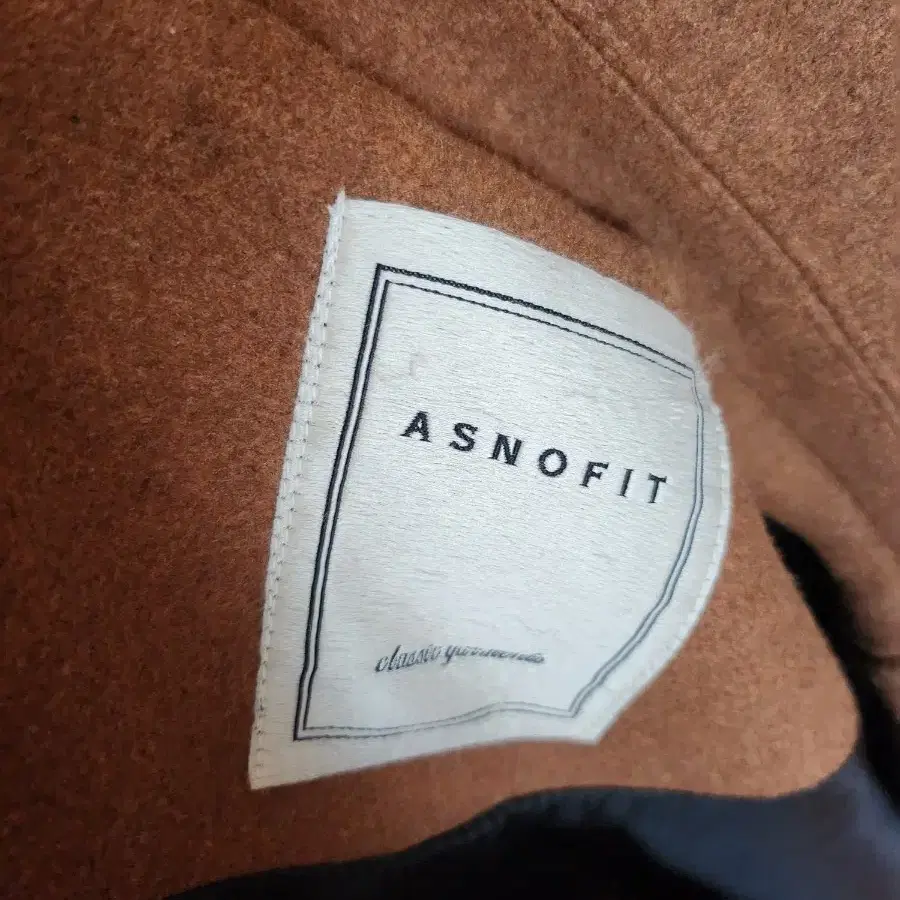 asnofit 가로수길 오버사이즈핏 브라운 색상 롱코트