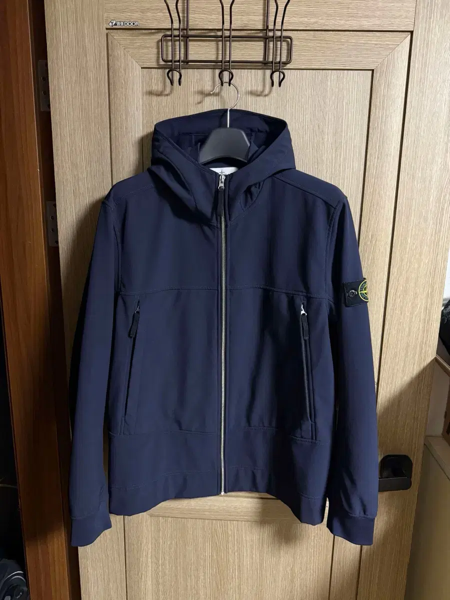 [OK Mall, XXL] Stone Island 21FW Softshell Windbreaker Navy