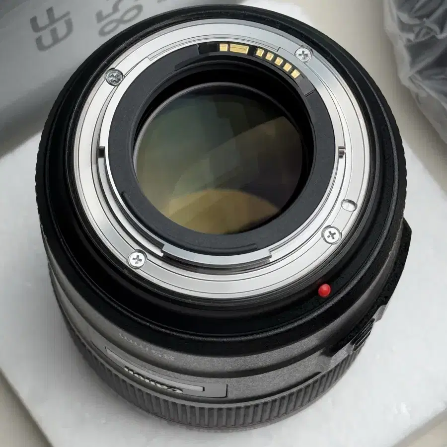 캐논 85mm f1.4L IS USM 손만두