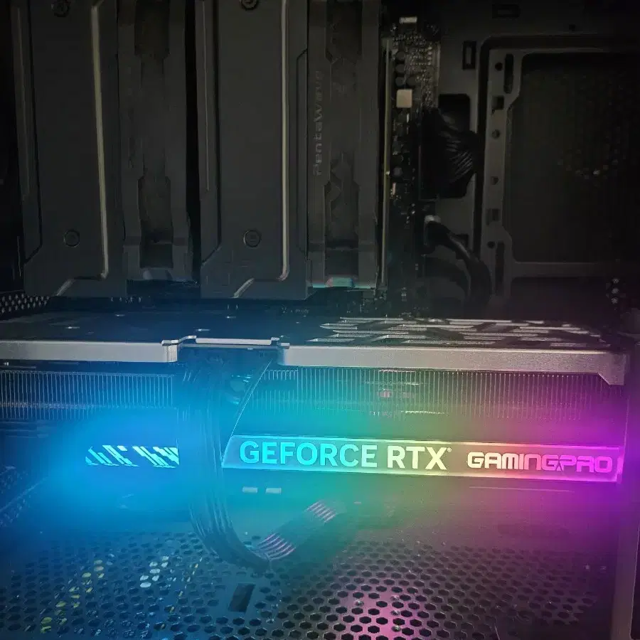 7800X3D + RTX4080 초고사양 PC