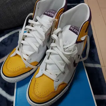 컨버스100주년 기념 올스타 웨폰 레더 레이커스 칼라