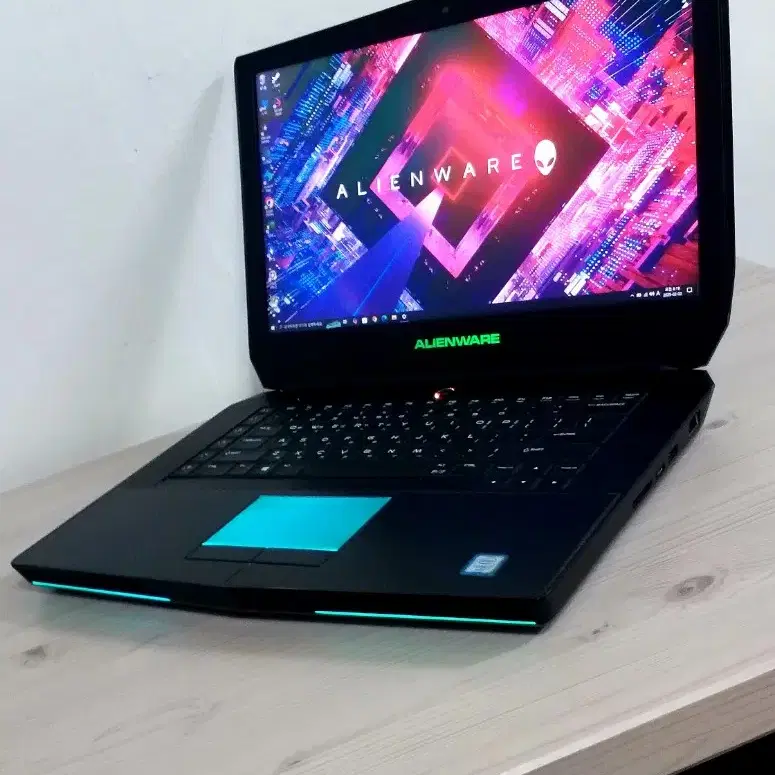 DELL ALIENWARE 15 R2. i7-6820HK. GTX980M