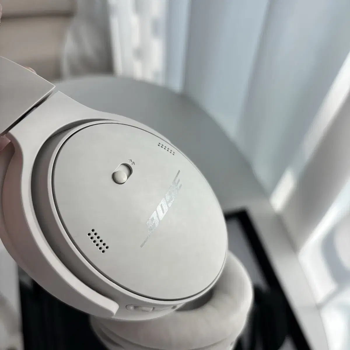 보스 bose qc45 스모크 화이트