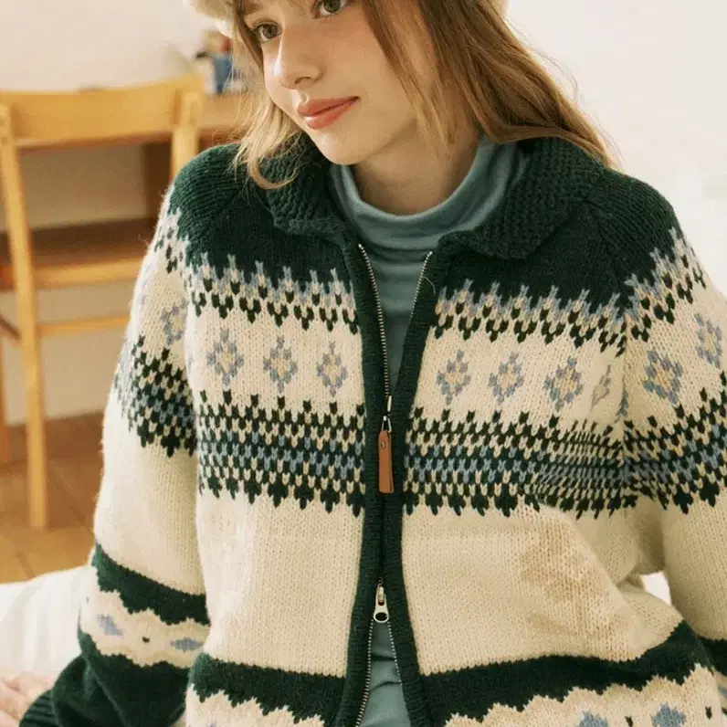 (정품) 아워호프 Margaret Nordic Cowichan Cardi