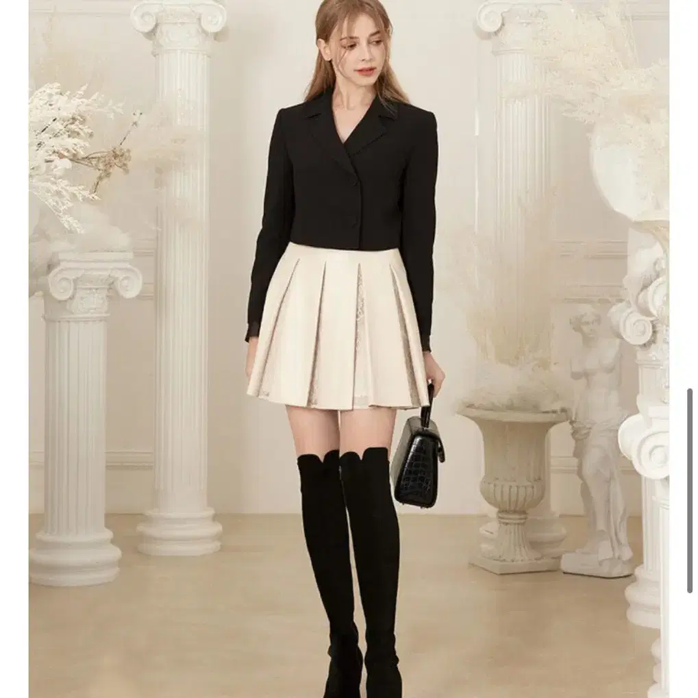 그레이스유 Camila Lace Leather Skirt