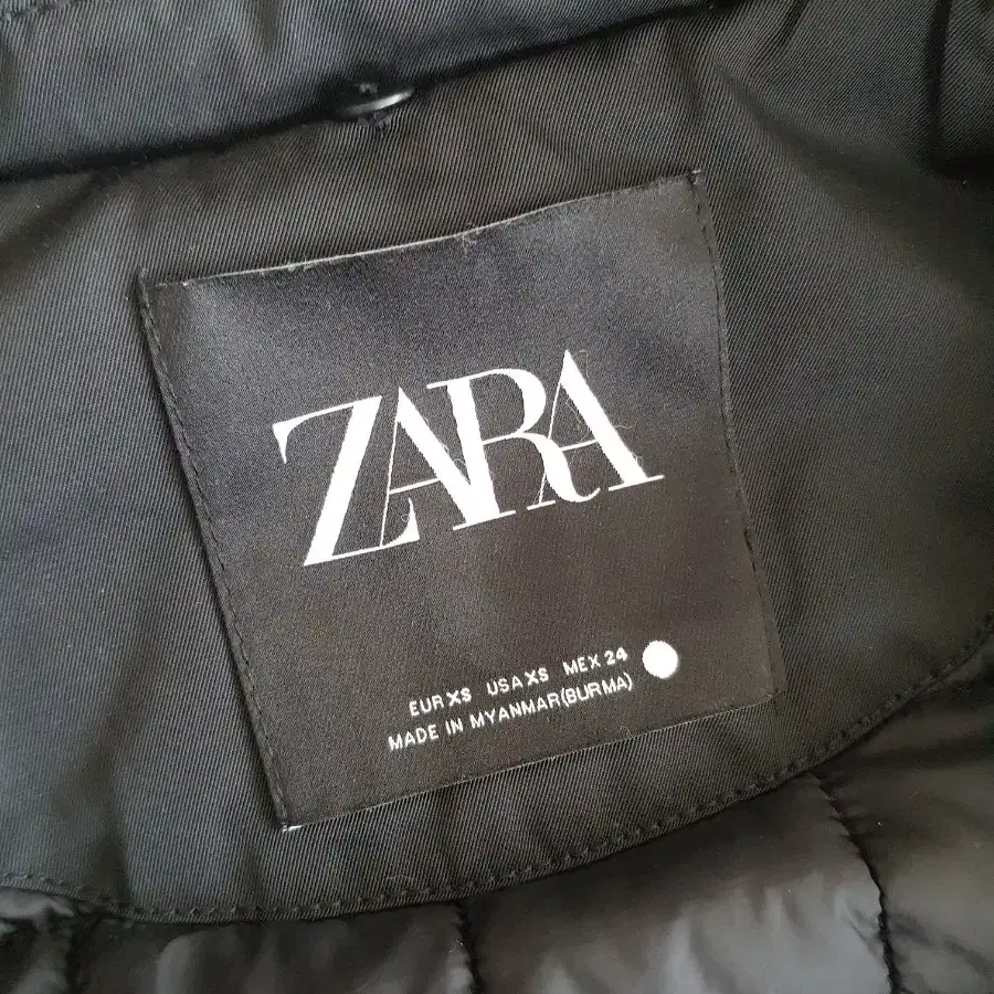 Zara)자라 누빔 오버핏 자켓