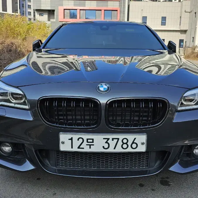 BMW528I 럭셔리 15년식 22.5km가솔린