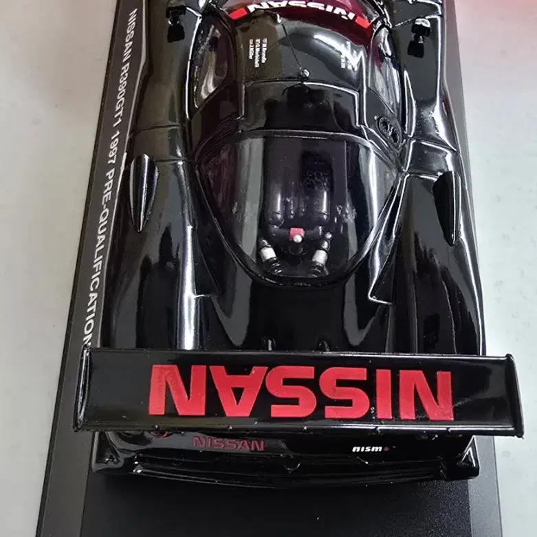 1:43 다이캐스트 NISSAN R390