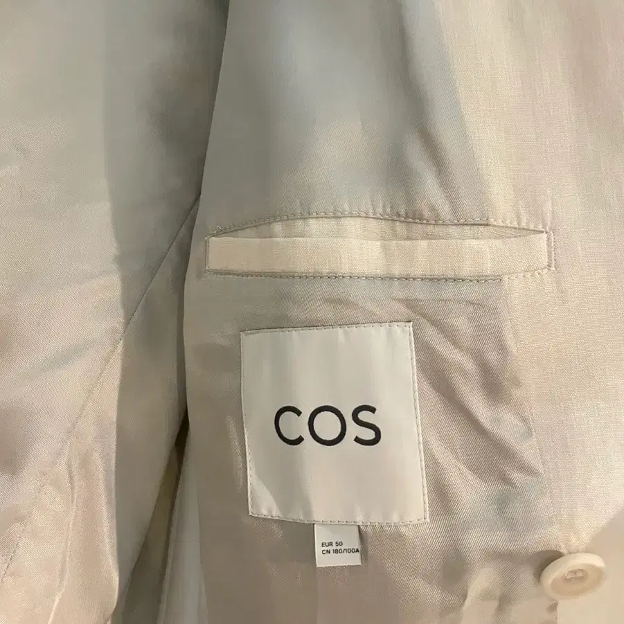 COS 자켓