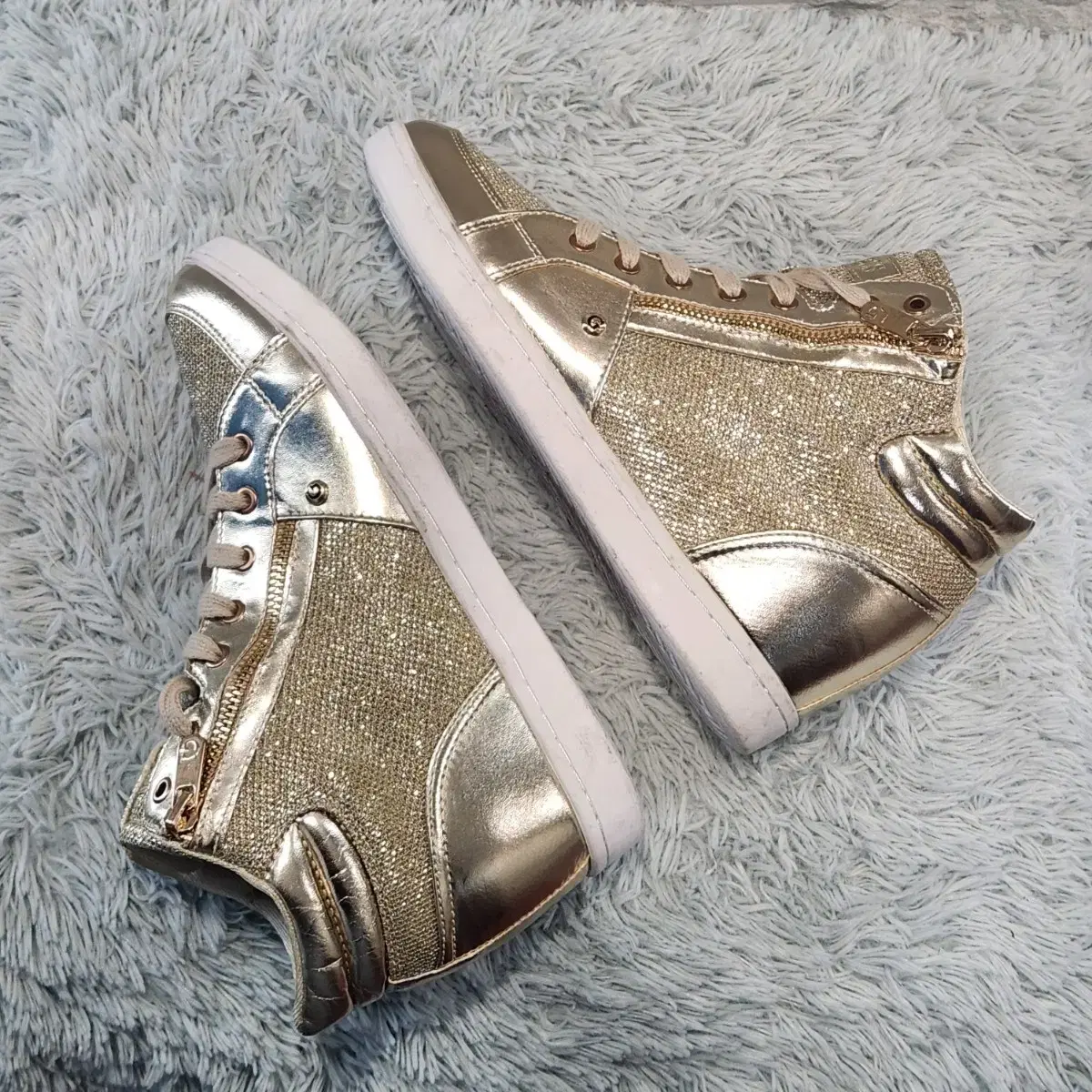 4z-5:게스Guess Sneaker Wedges(240)-새거