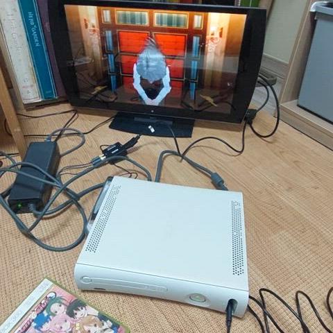 XBOX360 본체만(하드박스,패드 제외)