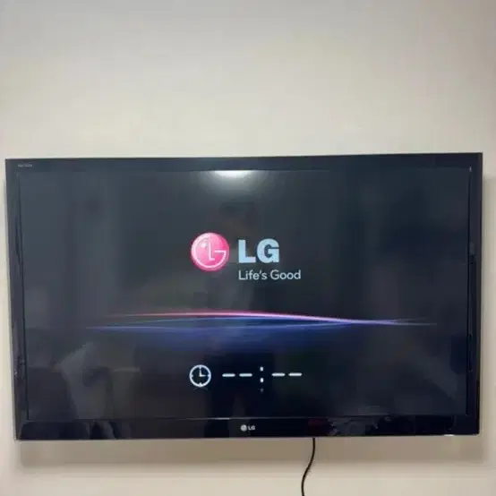 LG 55LV5510 LED TV + 벽걸이 브라켓 팔아요