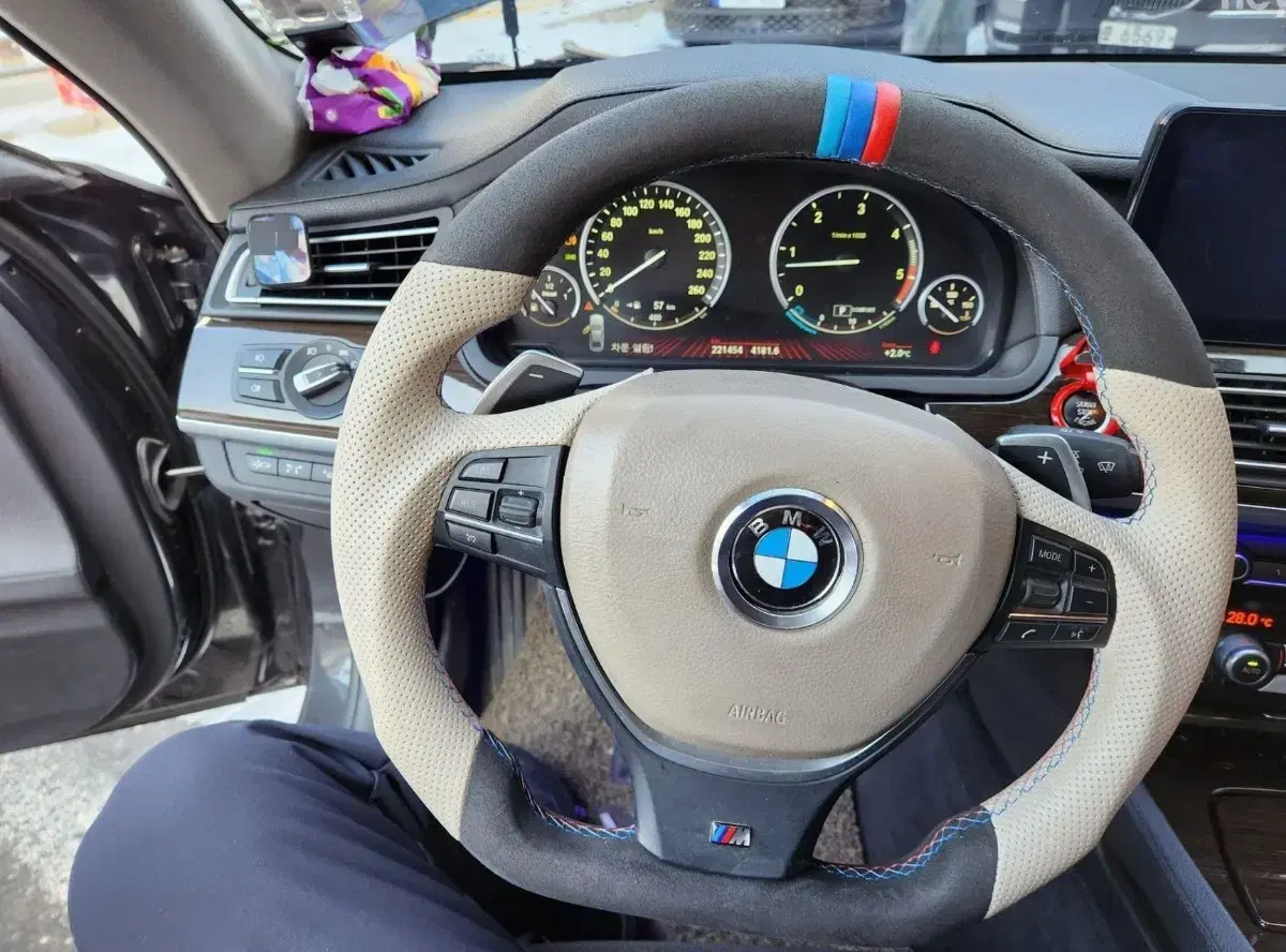 bmw f01 f02 7스리즈 핸들 팝니다.