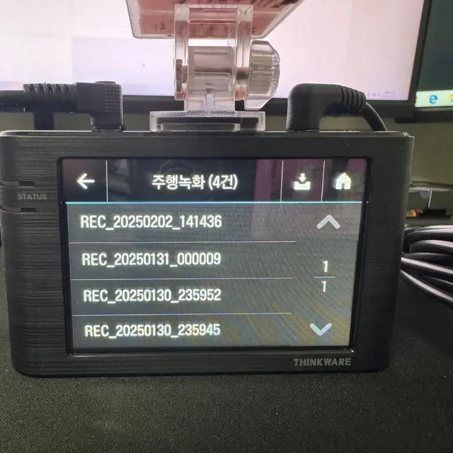 블랙박스 2채널 아이나비 FXD8000 FHD 32GB 팝니다. 2502