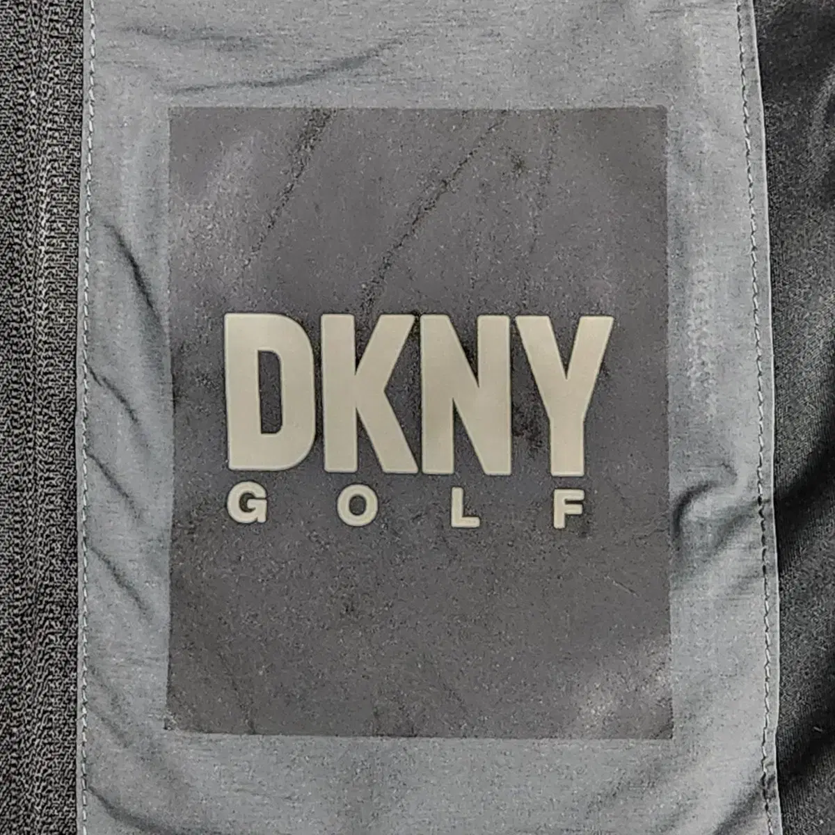 DKNY 골프 남성 심리스 스윙 헝가리구스다운 자켓 L사이즈