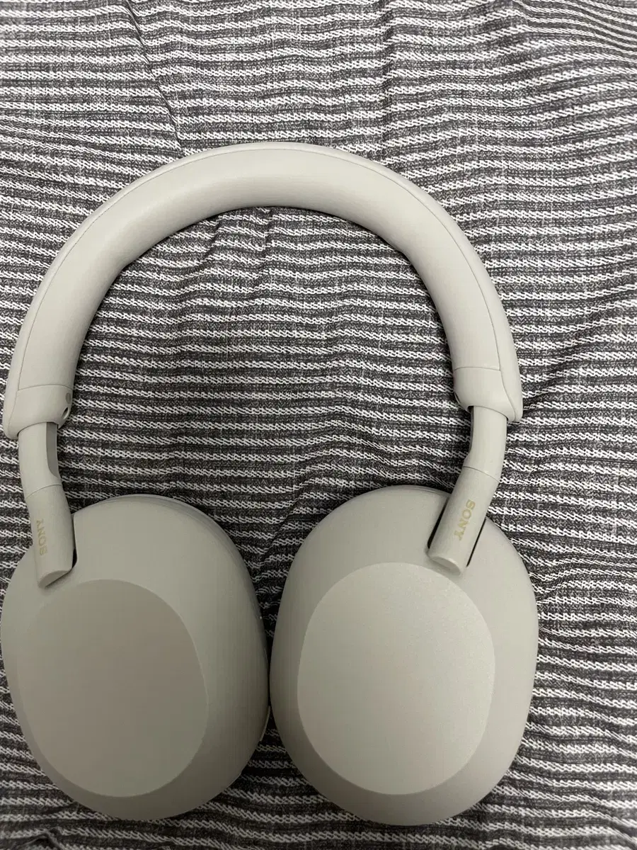 소니 WH-1000XM5