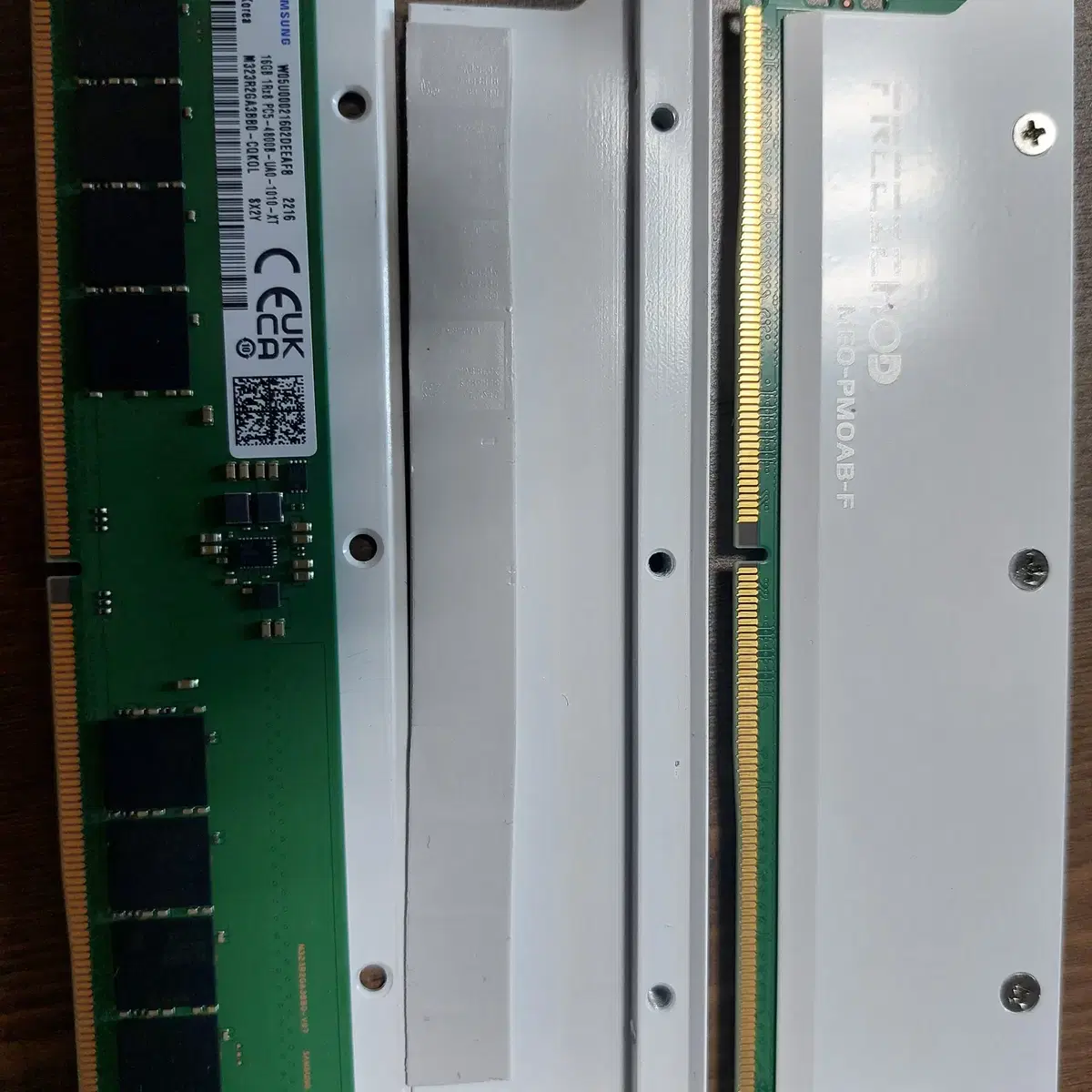 삼성전자 DDR5-4800 16G*2 (방열판포함) 판매합니다