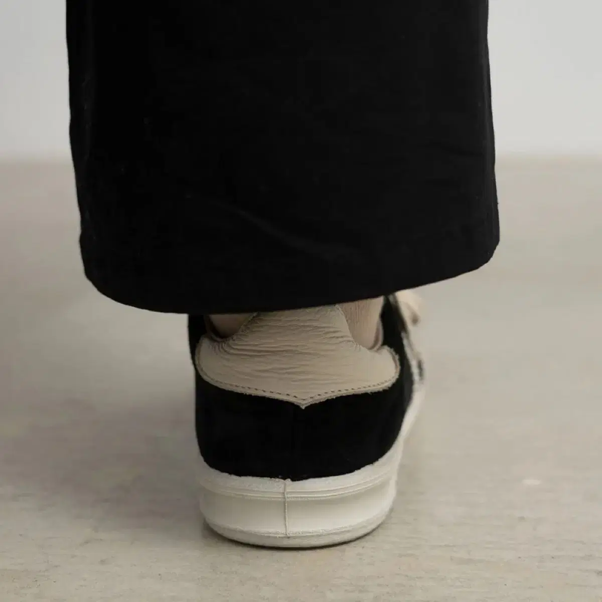 [42] 그라프페이퍼 x 리오파 밀리터리 트레이너