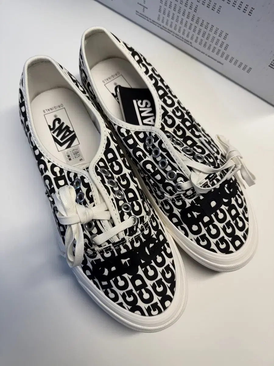 반스 Vans x 꼼데 CDG 화이트블랙