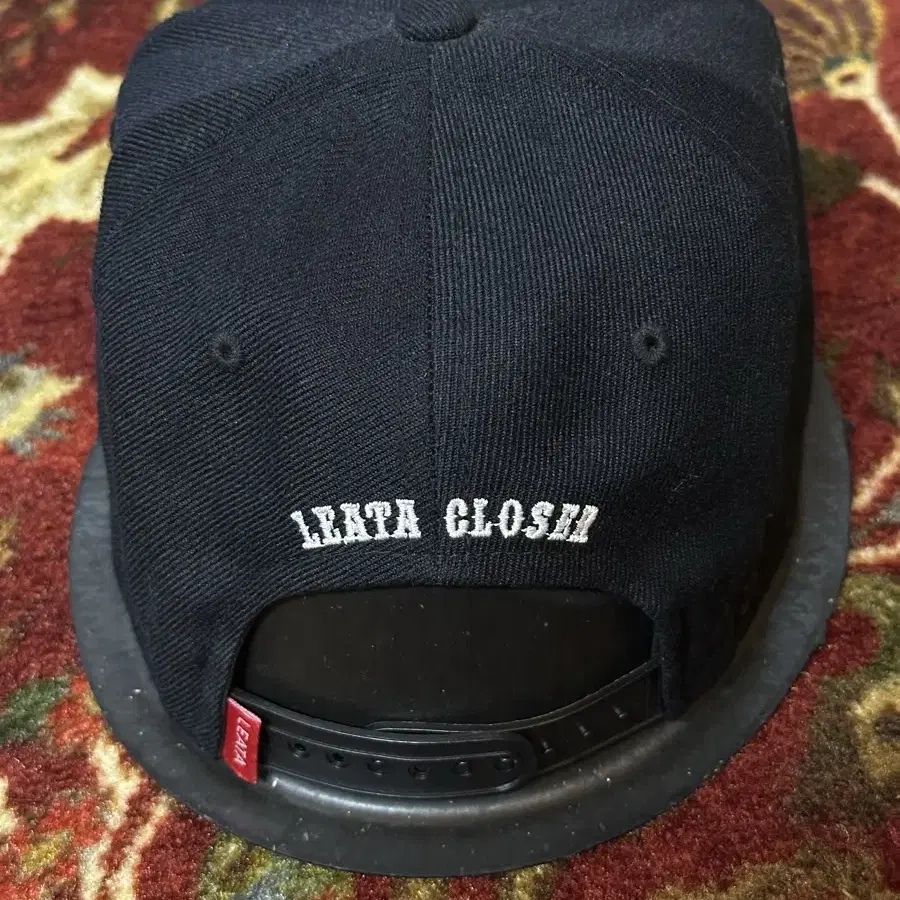 LEATA SNAPBACK