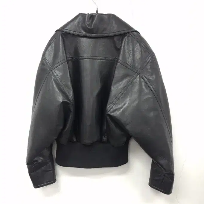 명품 발망(BALMAIN 정품)Cropped faux leather 숏