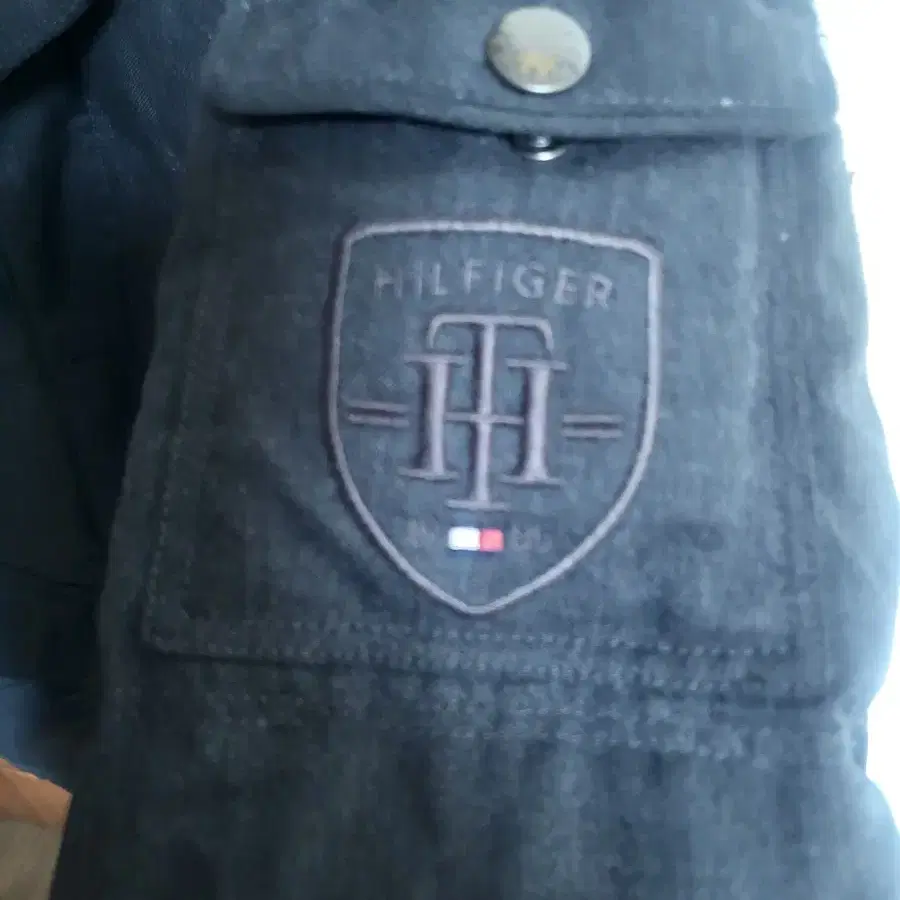 Tommy Hilfiger패딩(95)