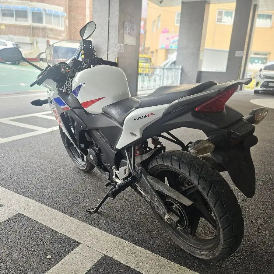 cbr125 16년식 머플러 구변완 160만원 저렴하게판매합니다