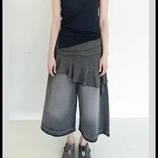 샵페어리 jazz drape skirt pants