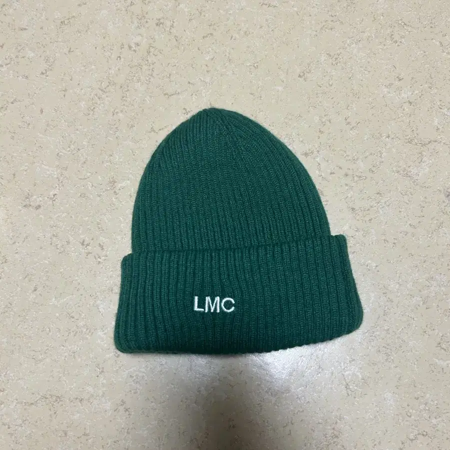 LMC x New Era 비니