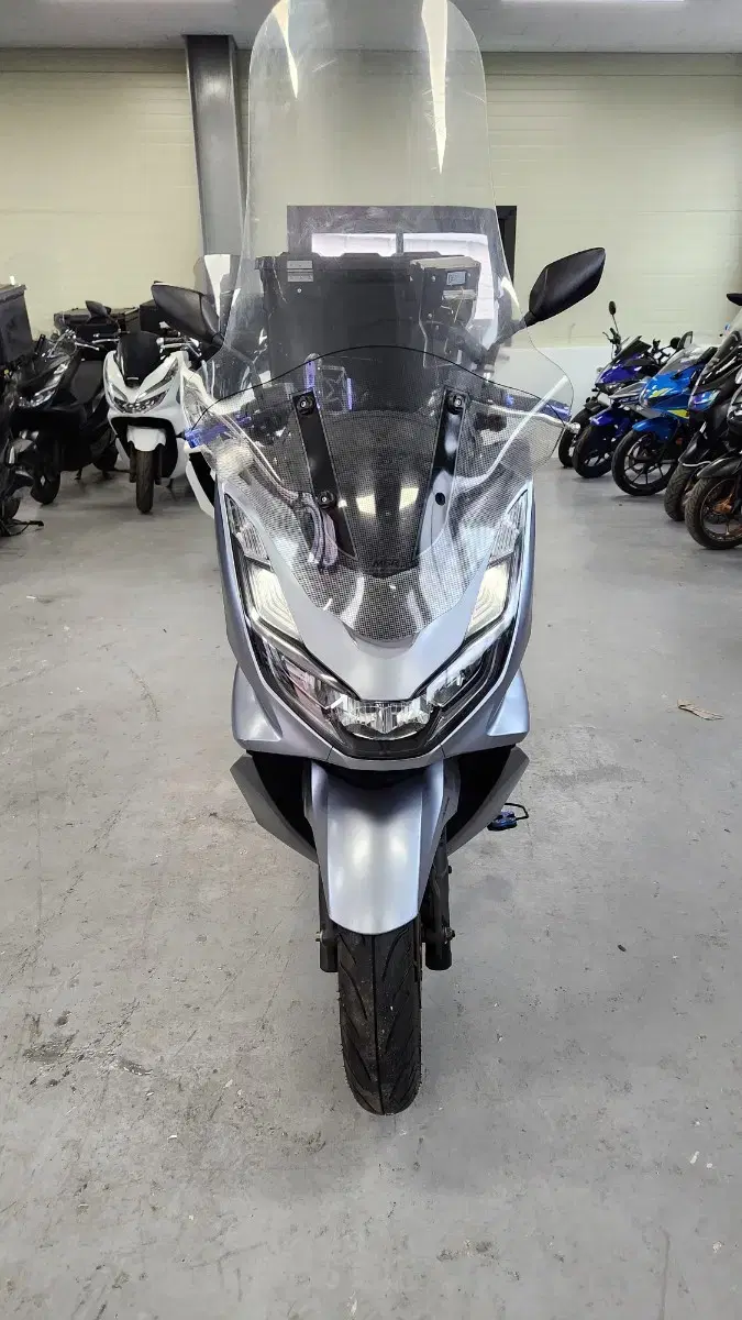 pcx 22년식ABS. 13000키로 판매합니다