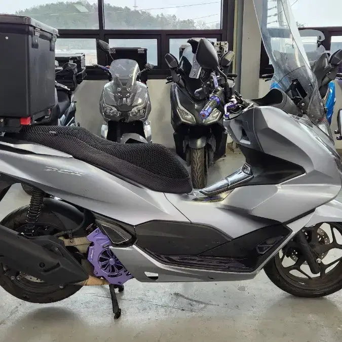 pcx 22년식ABS. 13000키로 판매합니다