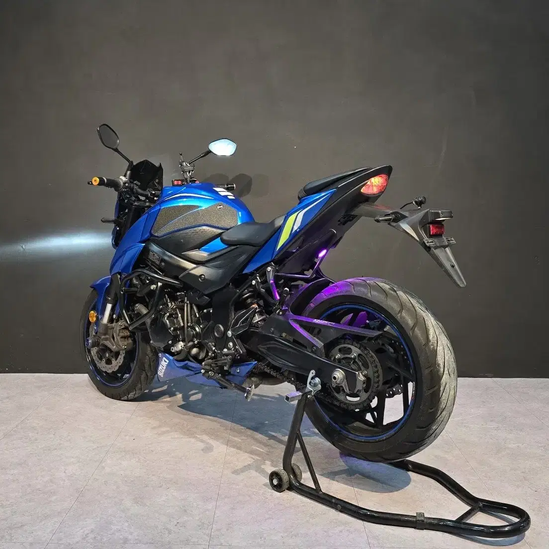 스즈키 19년식 gsx-s750 블루 부산창원김해양산울산대구대전포항여수